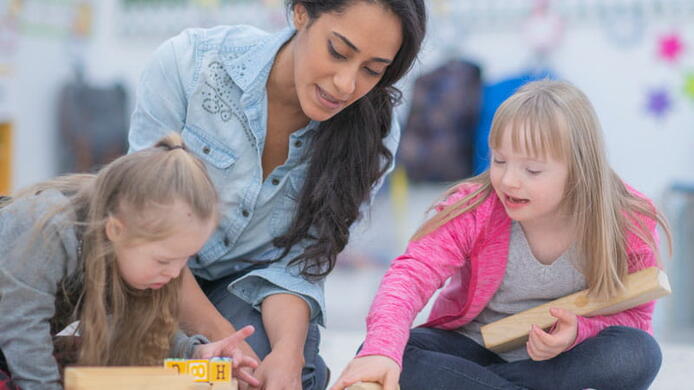 1344182102_2024_web_blog_how_to_become_special_ed_teacher_01.jpg