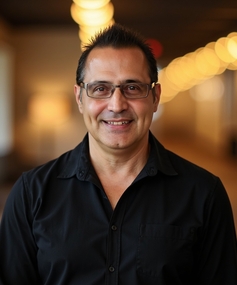 Carlos Guzman