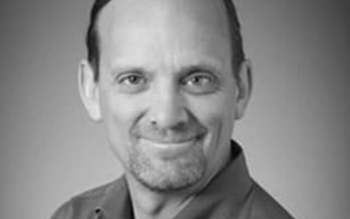 Portrait of Dr. Thierry Kolpin