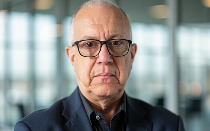 George Roberts Headshot